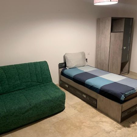 Apartmán Frederic Morieres-les-Avignon Exteriér fotografie